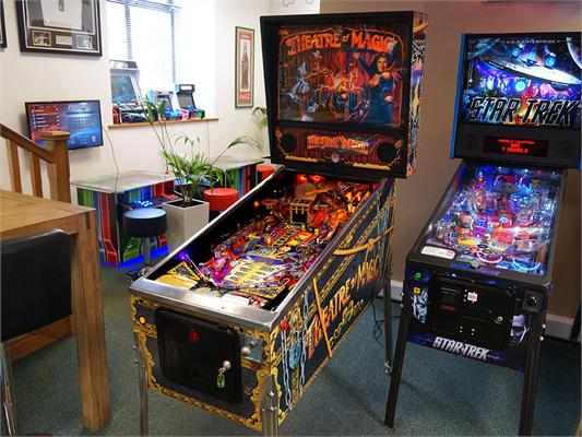 Theatre of Magic Pinball Machine